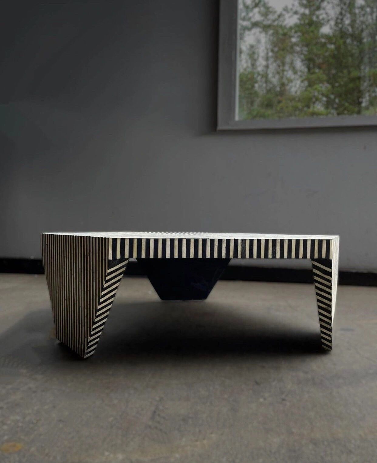 Heritage inlay stripes pattern Hexagon wooden coffee table in Black