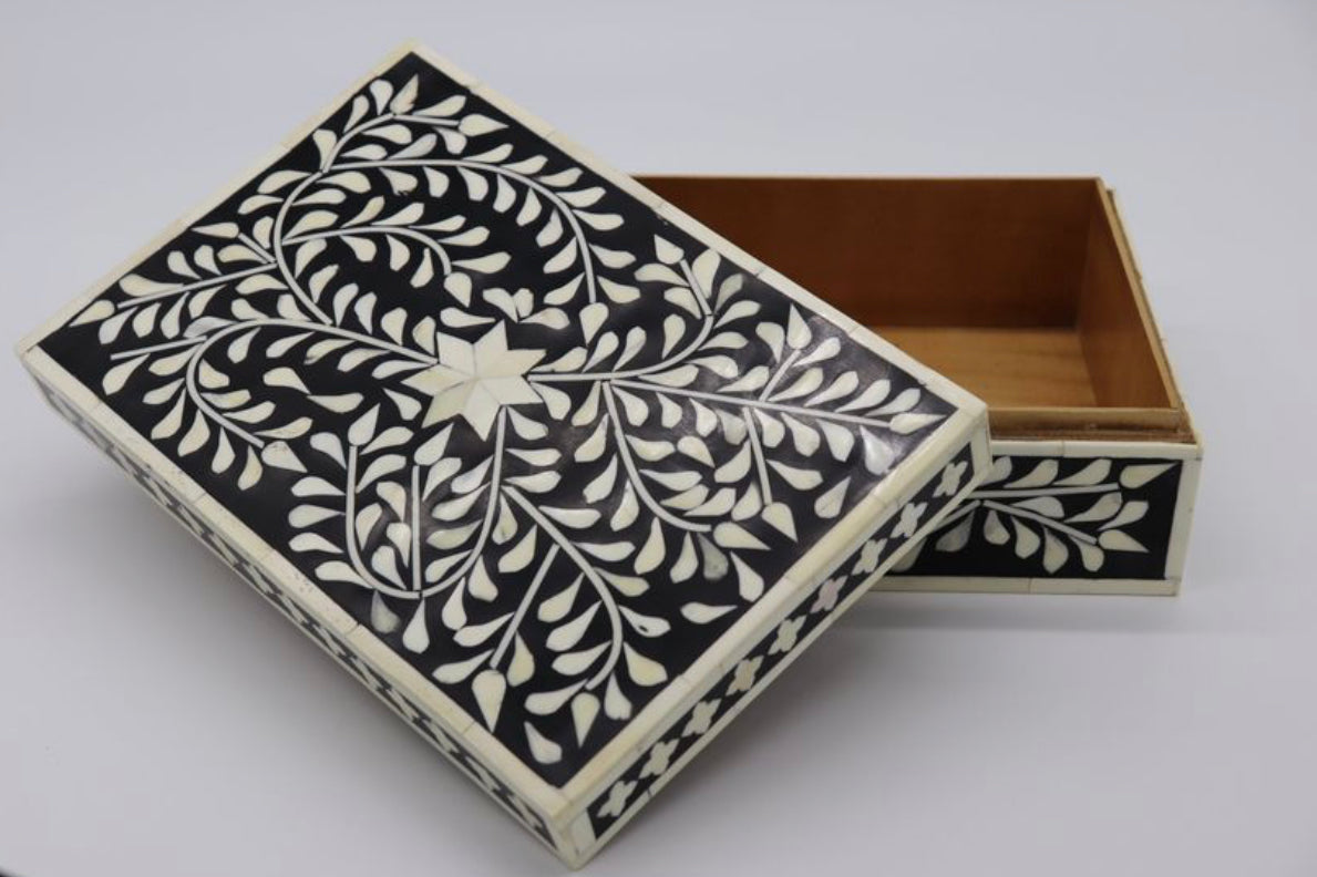 Heritage inlay Jewelry Box Black