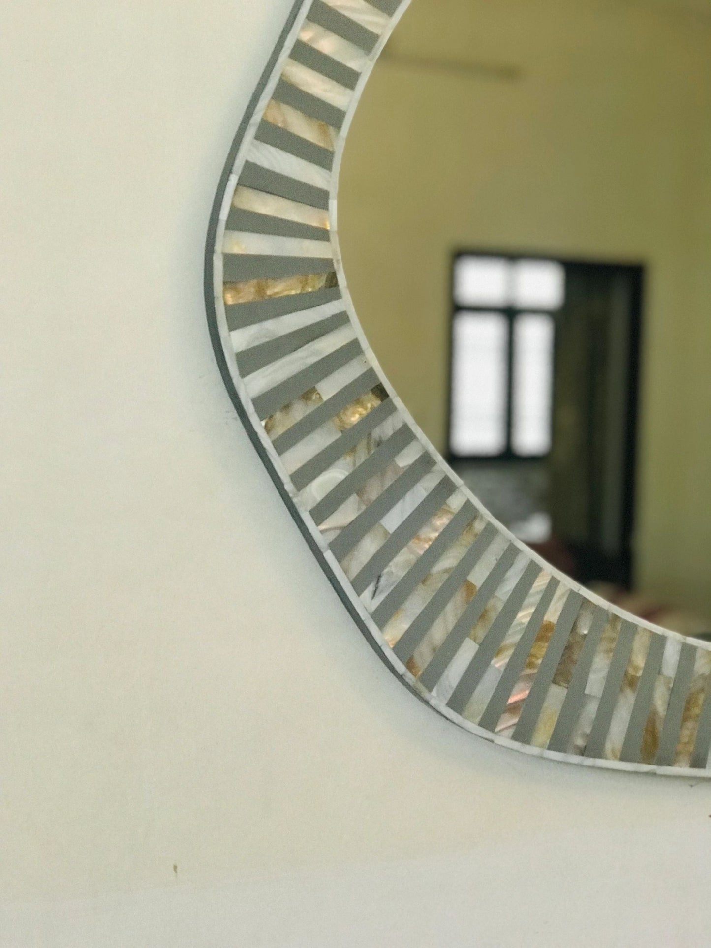 Mother of Pearl inlay wall mirror frame in pattern