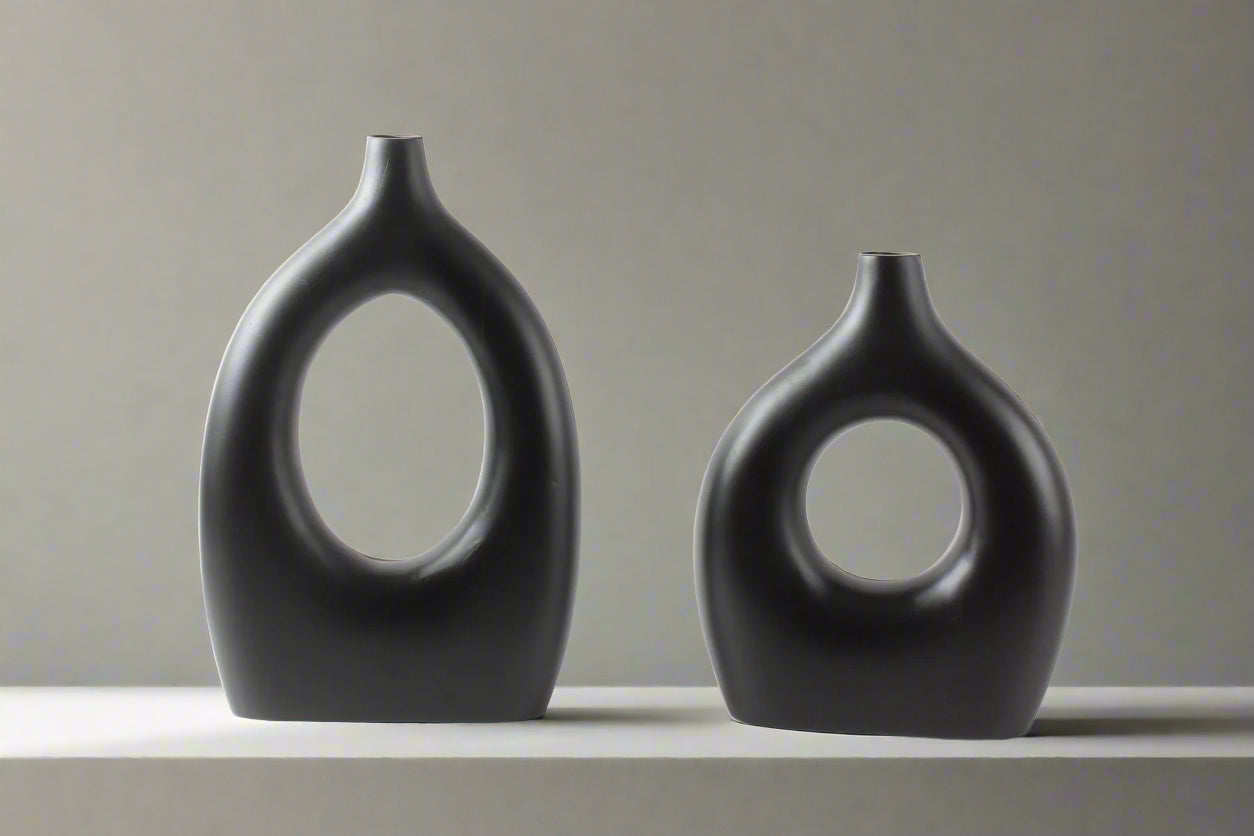 The Embrace vase