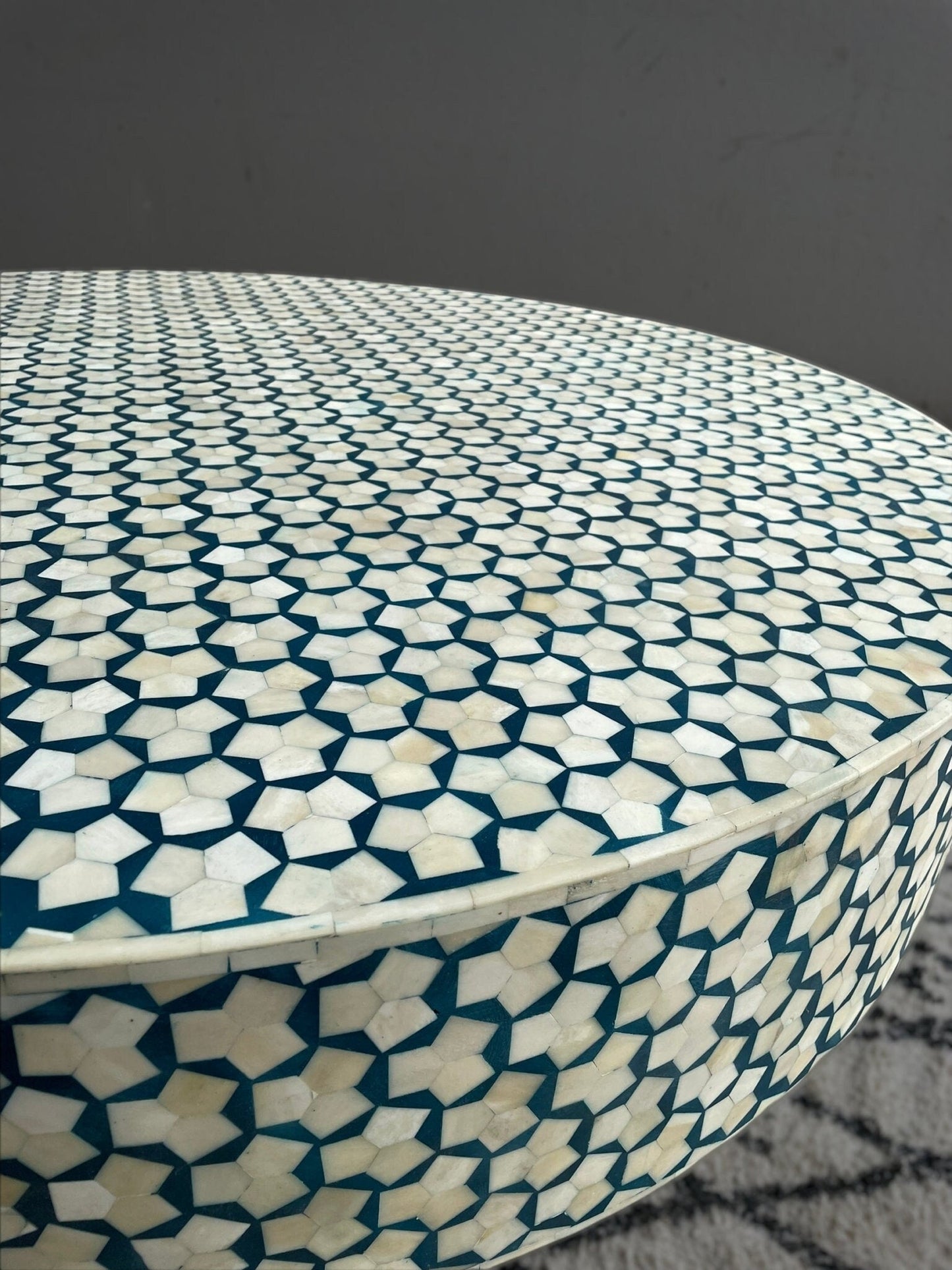 Heritage inlay targua pattern with brass metal base round coffee table