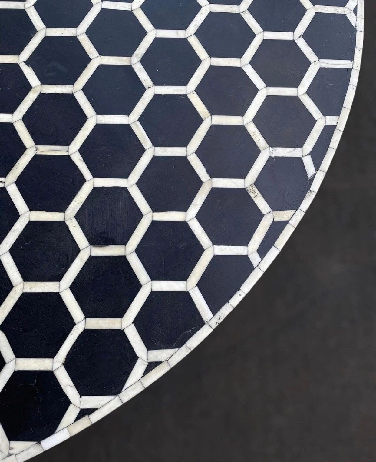  Heritage inlay honeycomb pattern on wooden round coffee table 