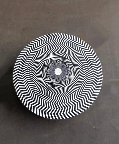   Heritage inlay Zigzag pattern on wooden round coffee table 