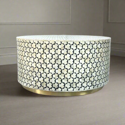  Heritage inlay targua pattern on wooden round coffee table 