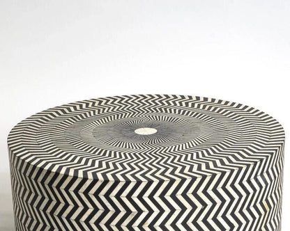   Heritage inlay Zigzag pattern on wooden round coffee table 