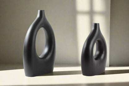 The Embrace vase